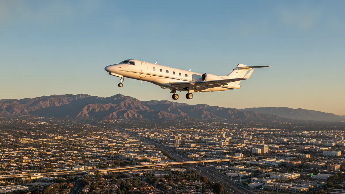 Private jet Los Angeles to San Diego: light jet climbing out of Los Angeles
